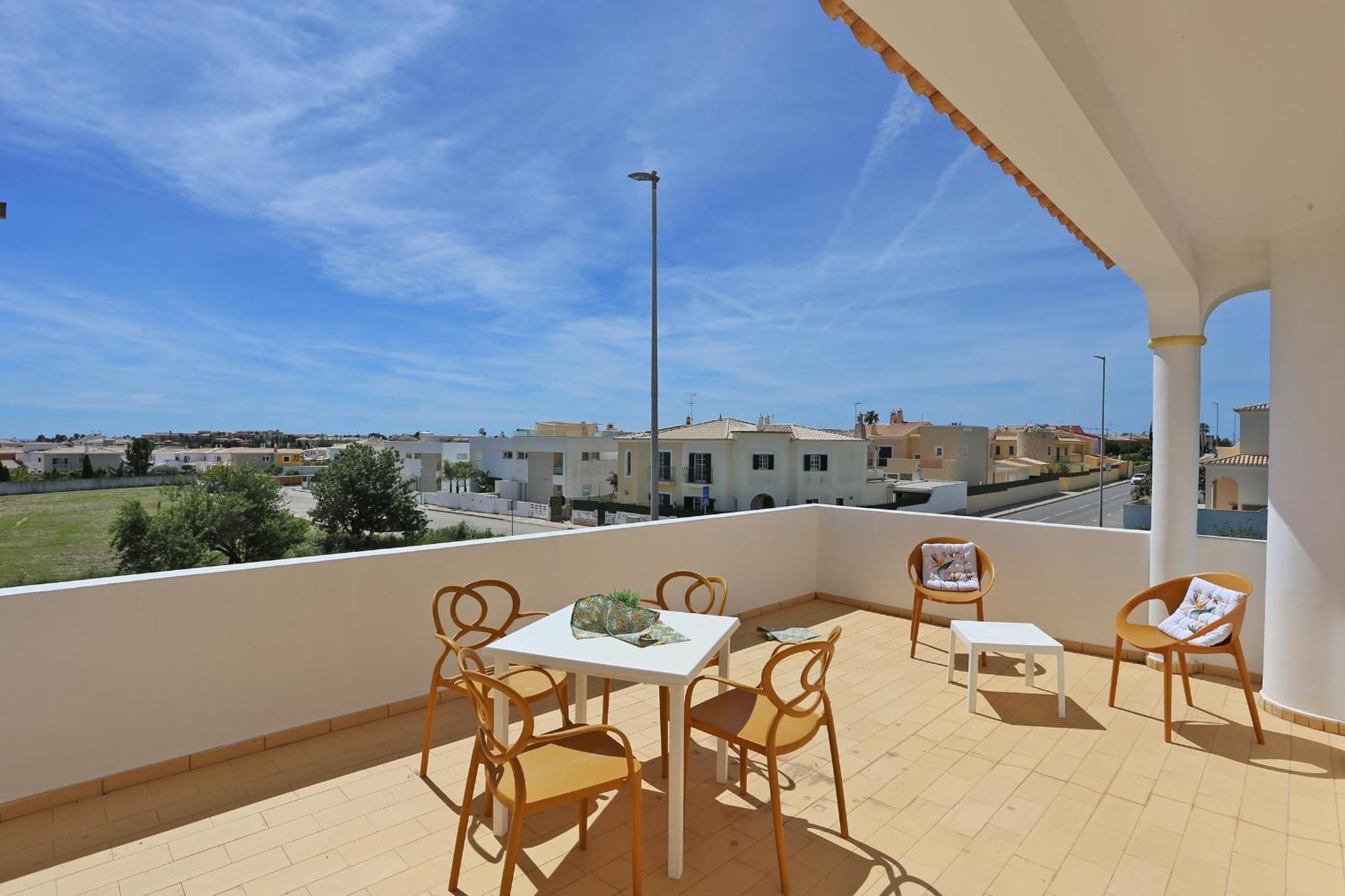 U - Casa Quinta Estacao Hotel ลากอส ภายนอก รูปภาพ