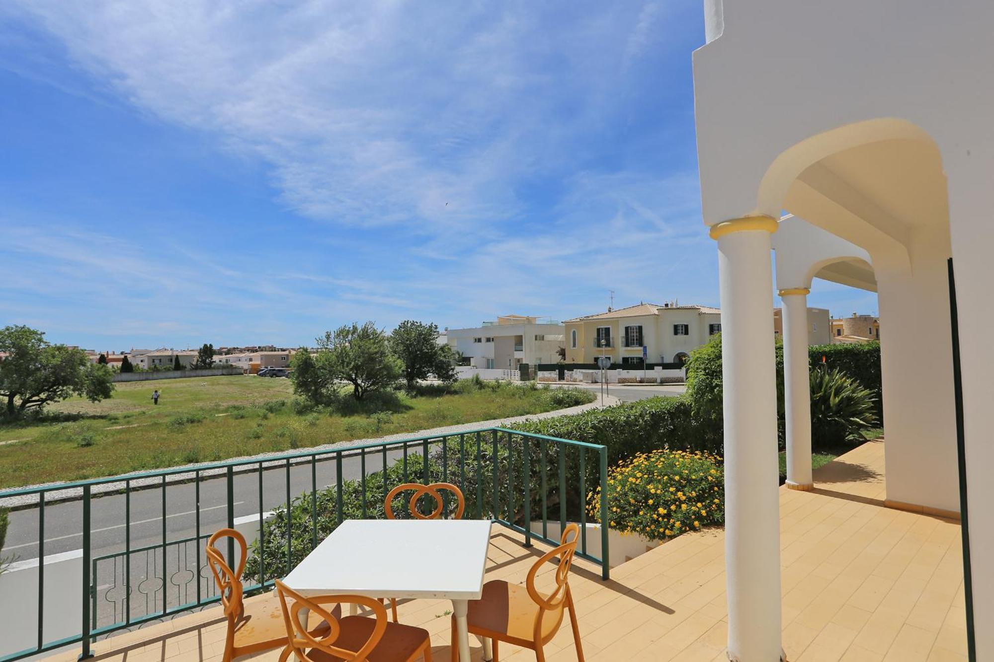 U - Casa Quinta Estacao Hotel ลากอส ภายนอก รูปภาพ