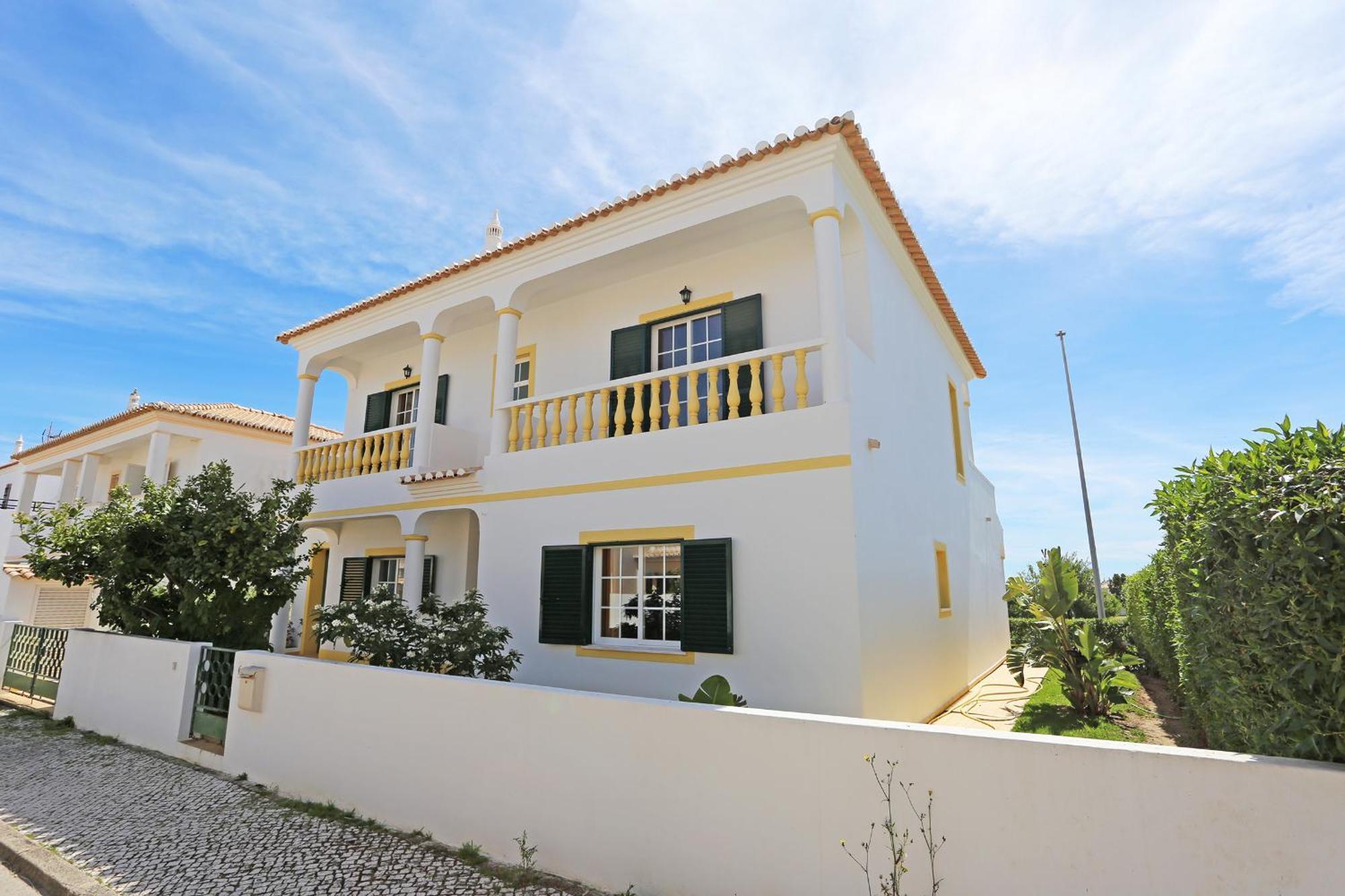 U - Casa Quinta Estacao Hotel ลากอส ภายนอก รูปภาพ