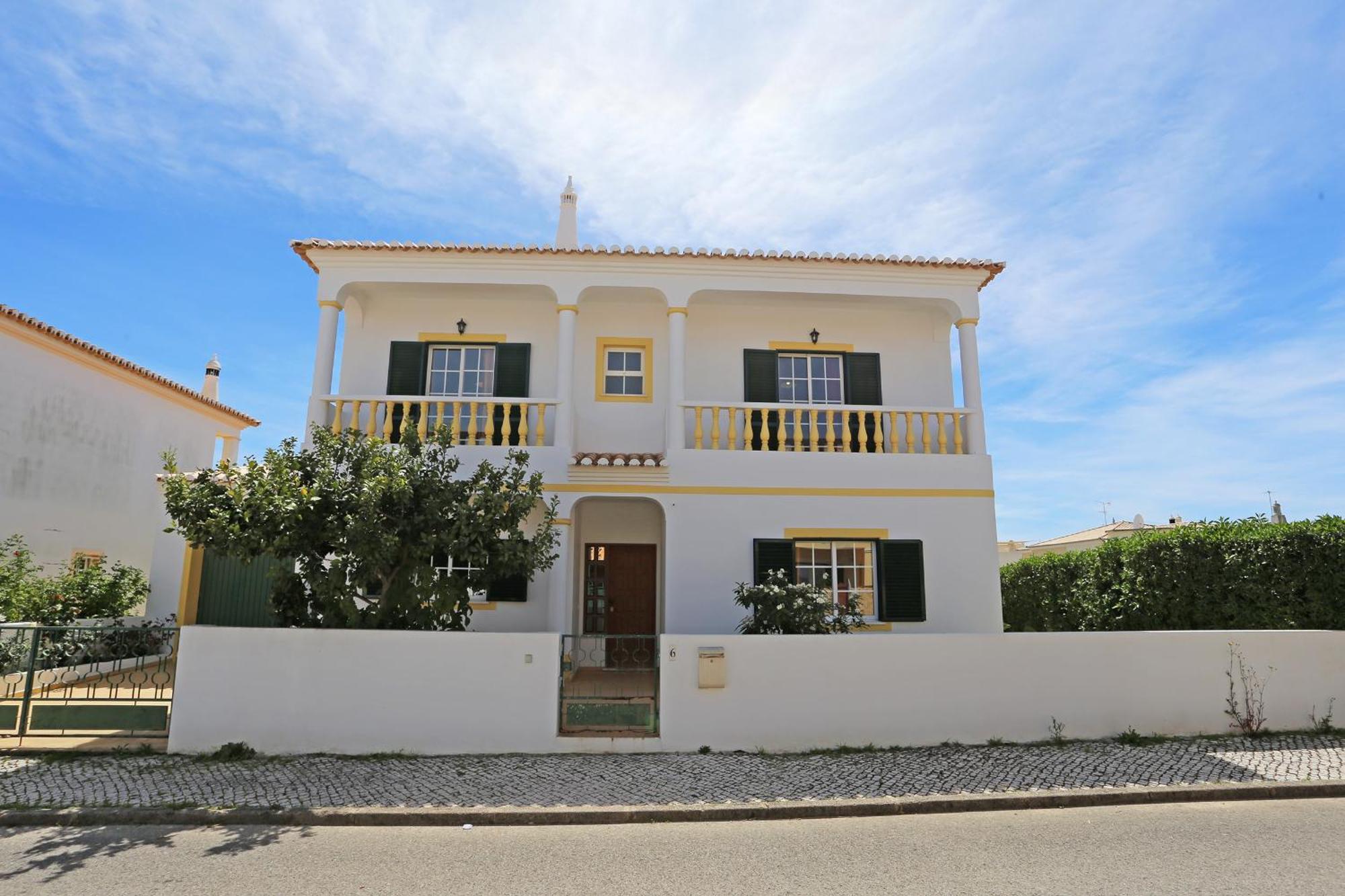 U - Casa Quinta Estacao Hotel ลากอส ภายนอก รูปภาพ